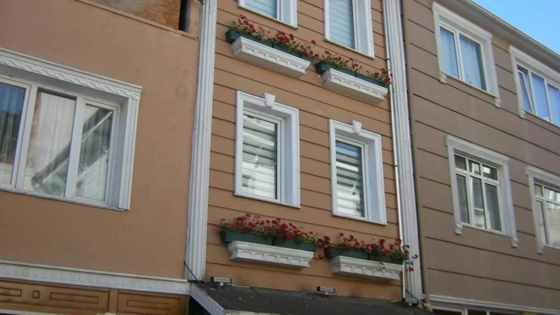 Tiny Turquoise Hotel Istanbul